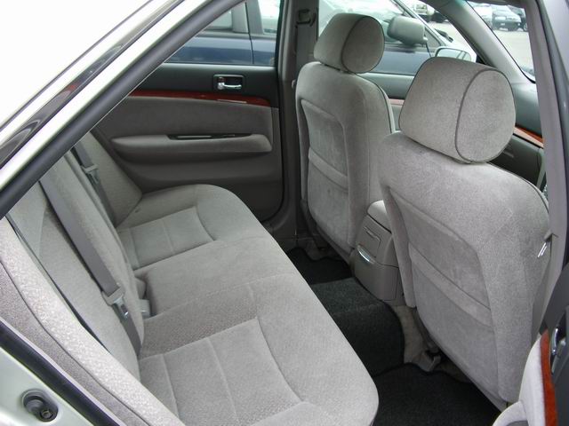 2001 Toyota Mark II Pictures