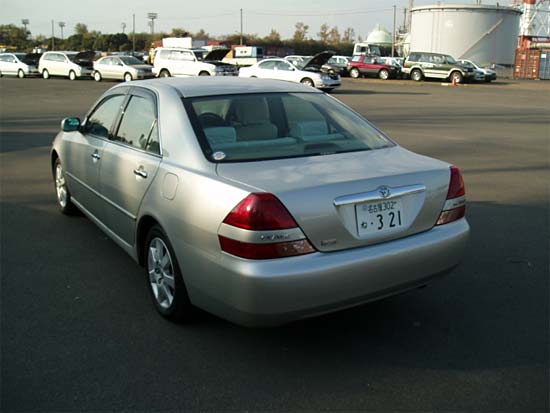 2001 Toyota Mark II Pictures