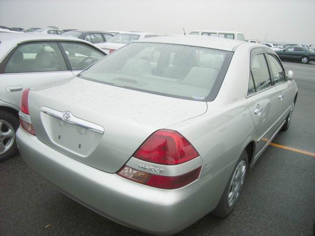 2001 Toyota Mark II Photos