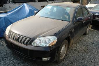 2001 Toyota Mark II Photos