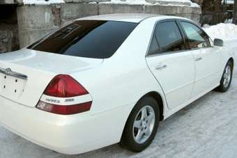 2001 Toyota Mark II Photos