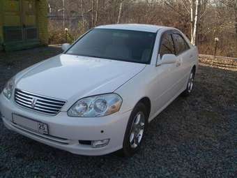 2001 Toyota Mark II Pictures