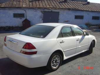 2001 Toyota Mark II Photos