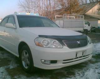 2001 Toyota Mark II Photos