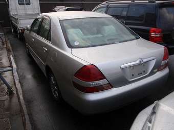 2001 Toyota Mark II Pictures