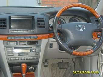 2001 Toyota Mark II Photos