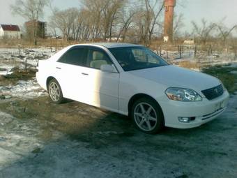 2002 Toyota Mark II Pictures