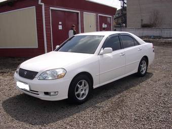 2002 Toyota Mark II Pictures