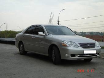 2002 Toyota Mark II Pictures