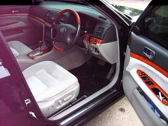 2003 Toyota Mark II Photos