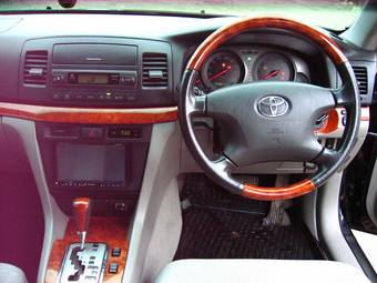2003 Toyota Mark II Photos