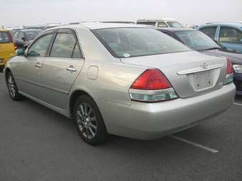 2004 Toyota Mark II Pictures