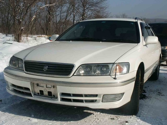 Toyota mark 2 qualis