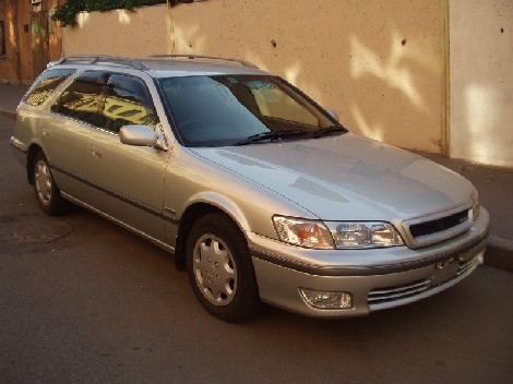 2000 Toyota Mark II Wagon Qualis