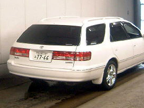 2001 Toyota Mark II Wagon Qualis Photos