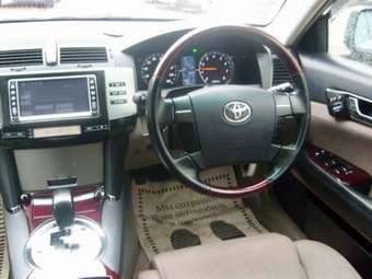 2004 Toyota Mark X Pictures