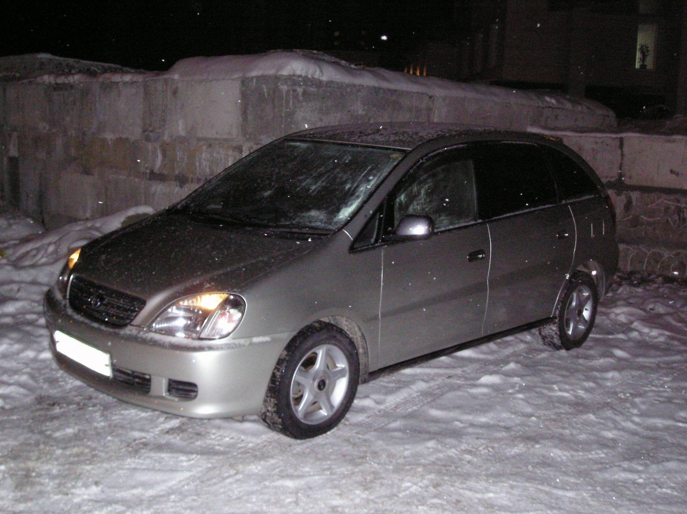 1999 Toyota Nadia