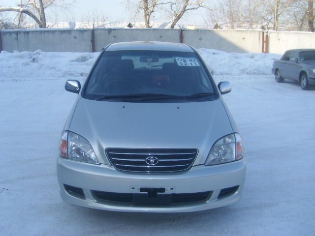 1999 Toyota Nadia