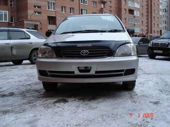 2001 Toyota Nadia Pictures