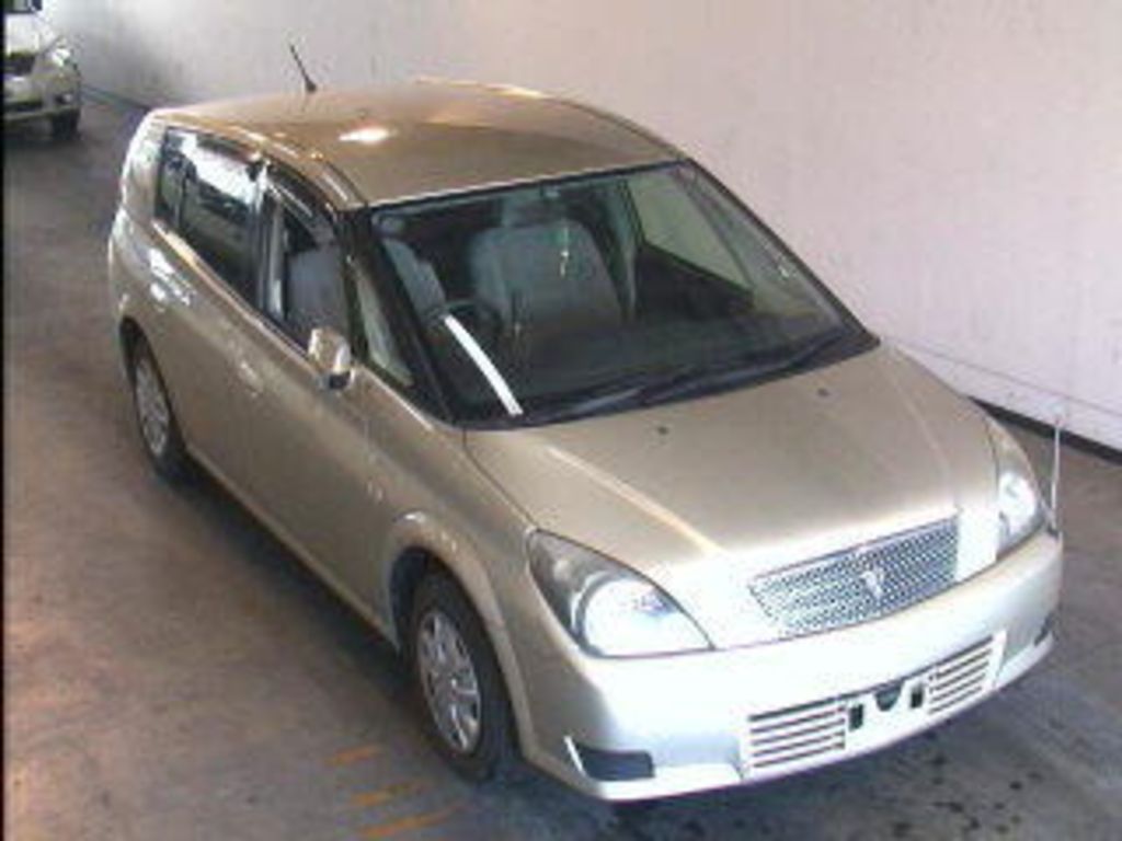 2000 Toyota Opa