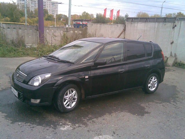 2000 Toyota Opa