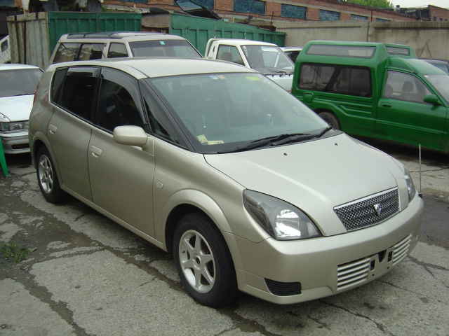 2001 Toyota Opa