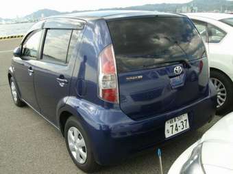 2004 Toyota Passo Pictures