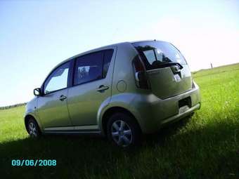 2004 Toyota Passo Wallpapers