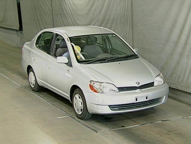 2000 Toyota Platz Images