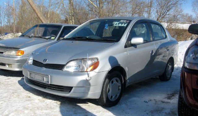 2001 Toyota Platz