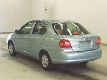 2004 Toyota Platz Photos