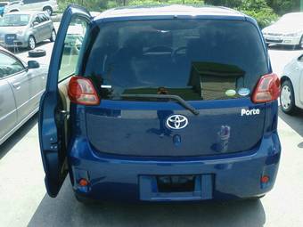 2004 Toyota Porte Photos