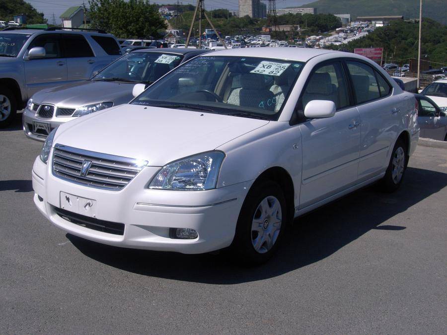 Toyota premio 2005