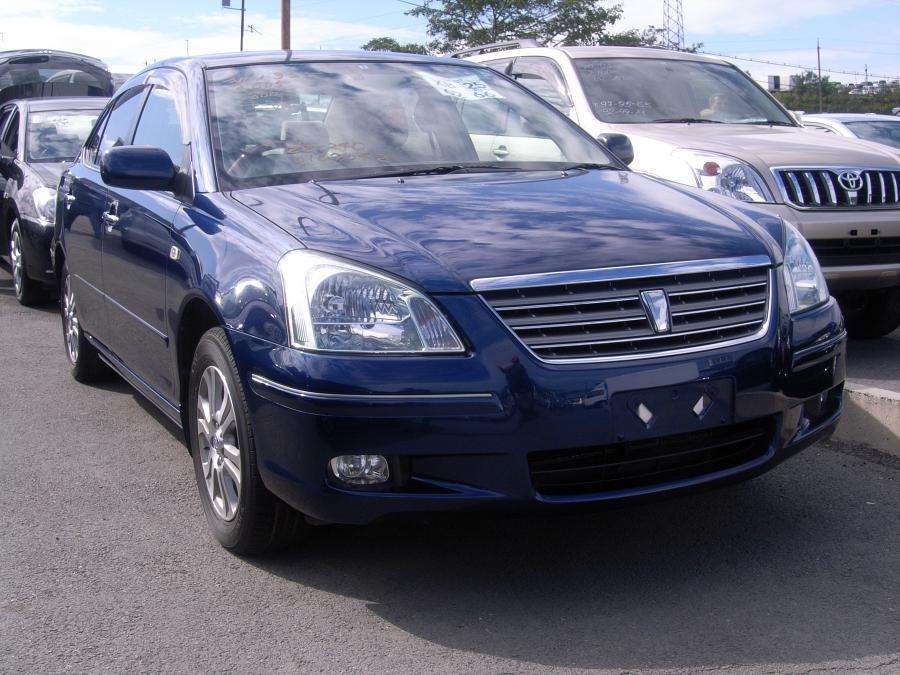 Toyota premio 2005