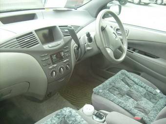 2002 Toyota Prius Images