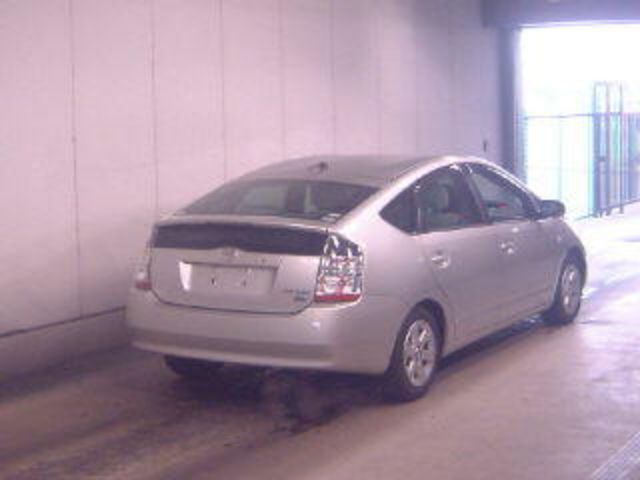 2004 Toyota Prius