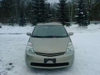 2004 Toyota Prius Photos