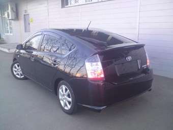 2004 Toyota Prius Photos