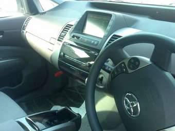2005 Toyota Prius Images