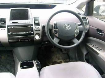 2005 Toyota Prius Images