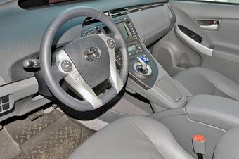 2011 Toyota Prius Photos