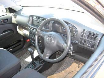 2003 Toyota Probox Pictures