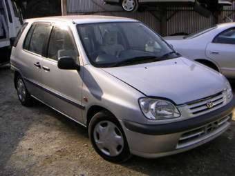 1998 Toyota Raum