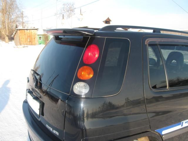 1998 Toyota Raum