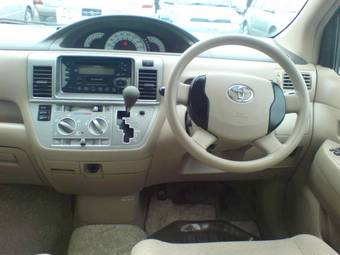 2003 Toyota Raum For Sale