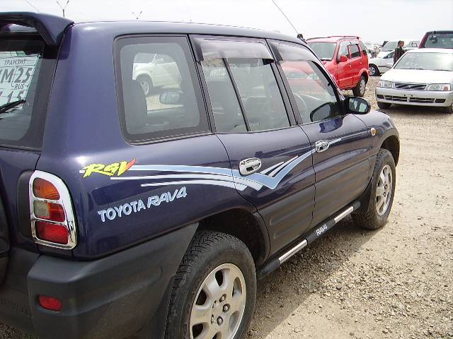 1995 Toyota RAV4