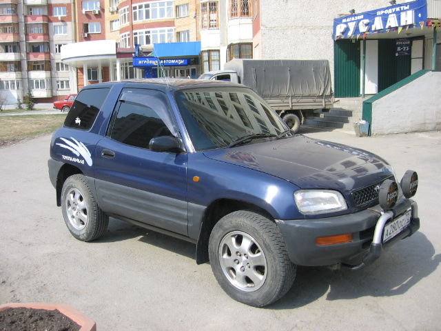 1995 Toyota RAV4