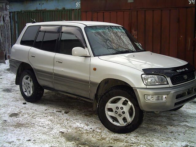 1998 Toyota RAV4