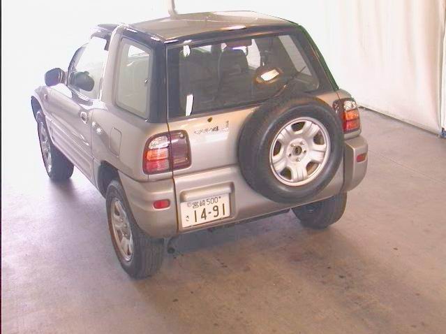 1999 Toyota RAV4 Photos