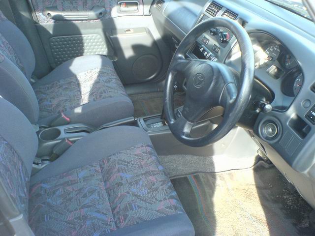 1999 Toyota RAV4 Photos